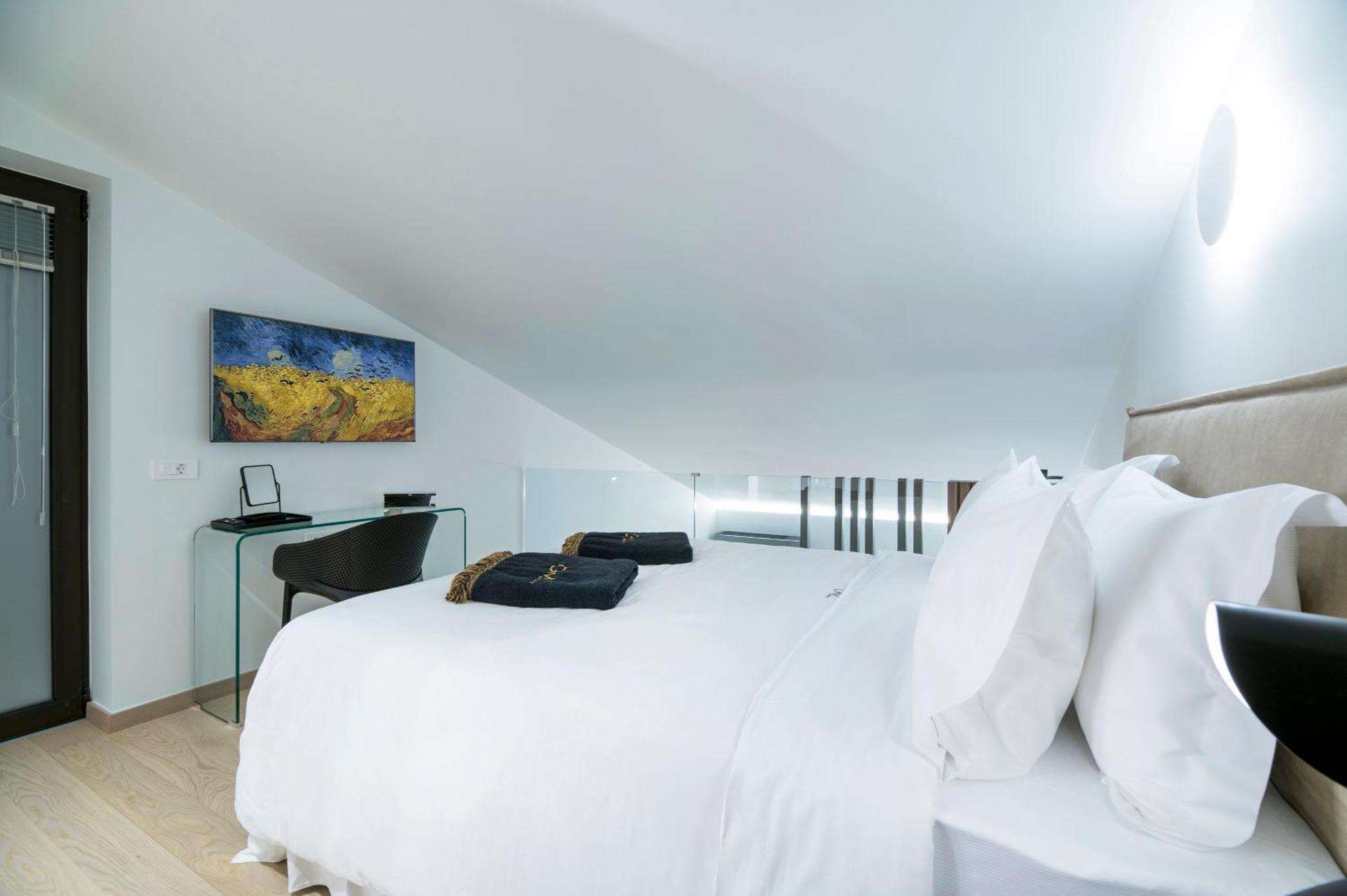 Gm Exclusive Luxury Suites & Spa Sitia  Exterior photo
